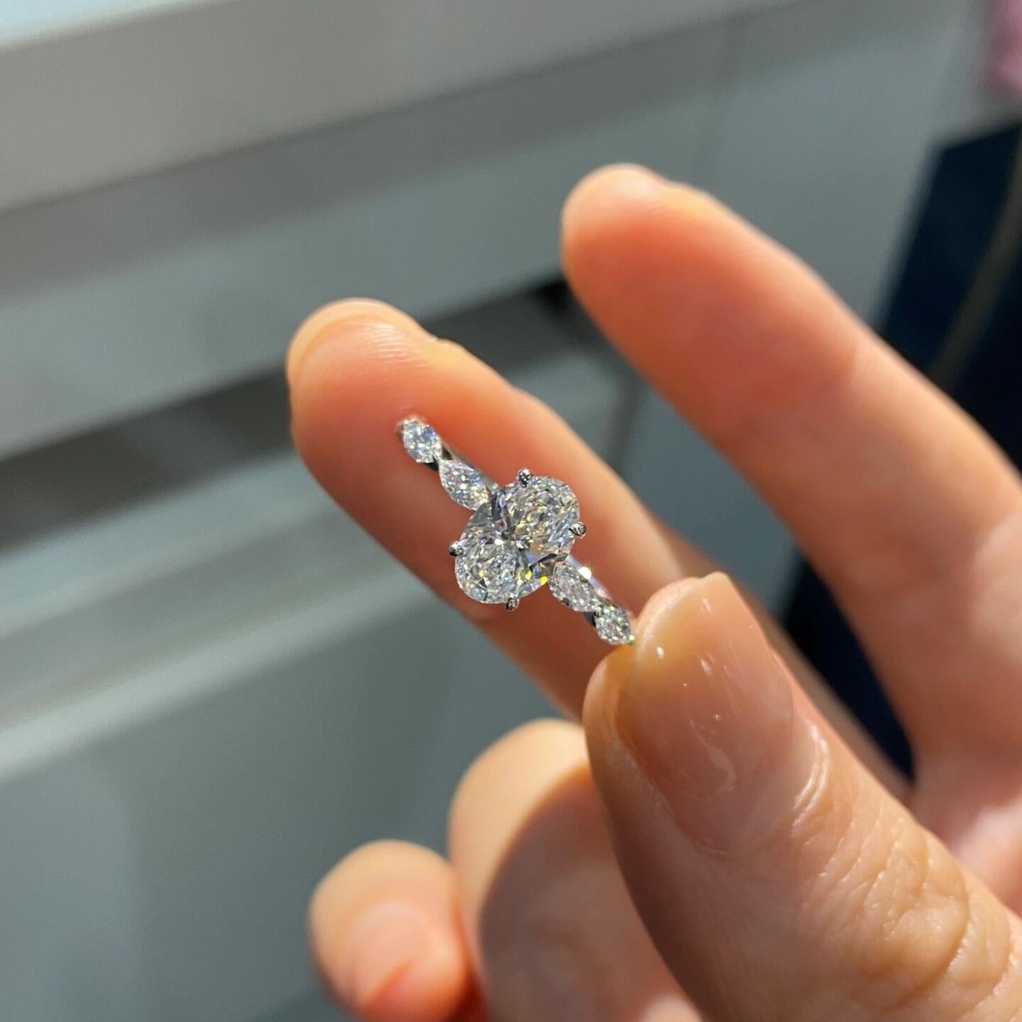 Guardian’s Ring-Oval brilliant-cut lab-grown diamond ring