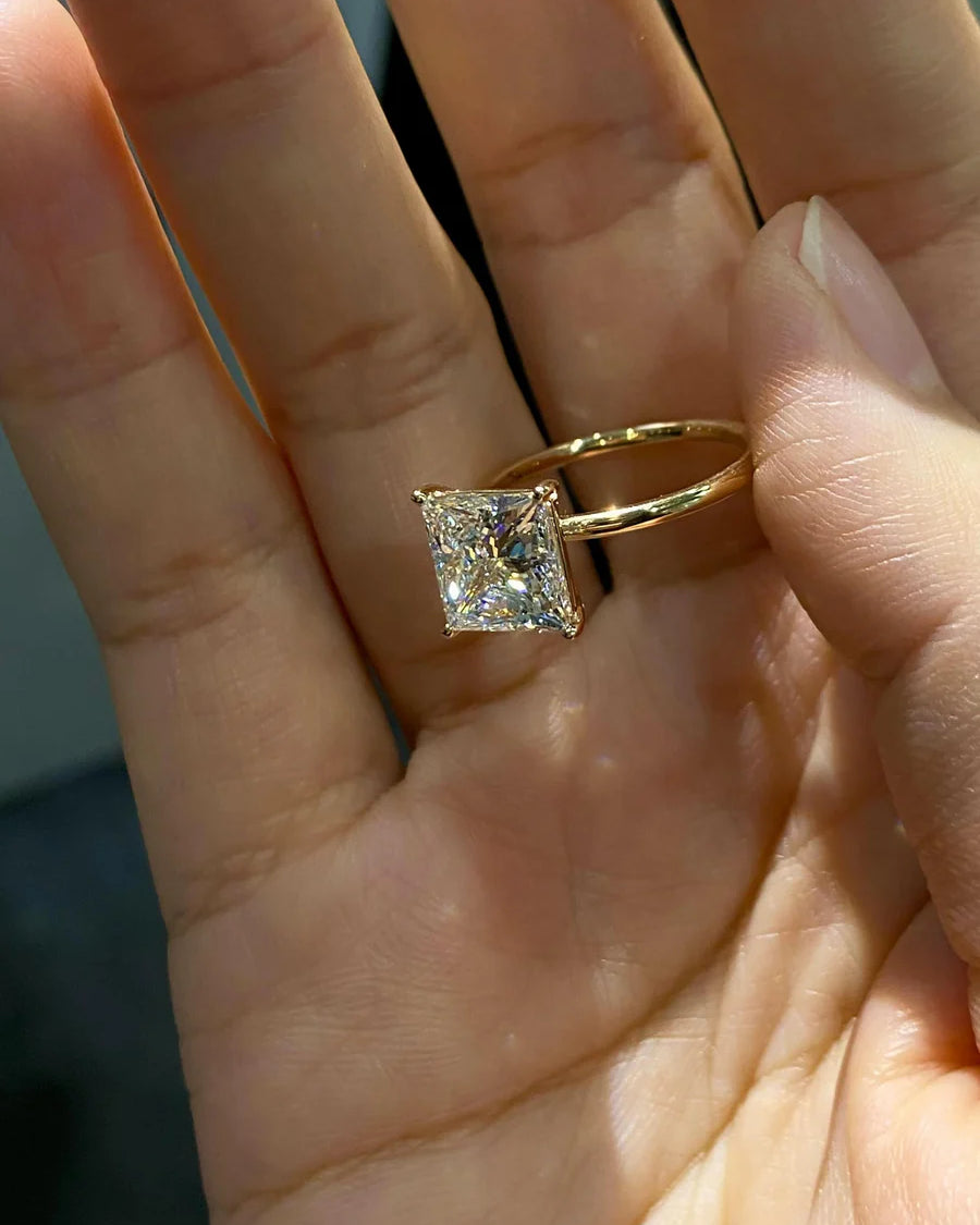 Square Realm Laboratory-grown diamond ring