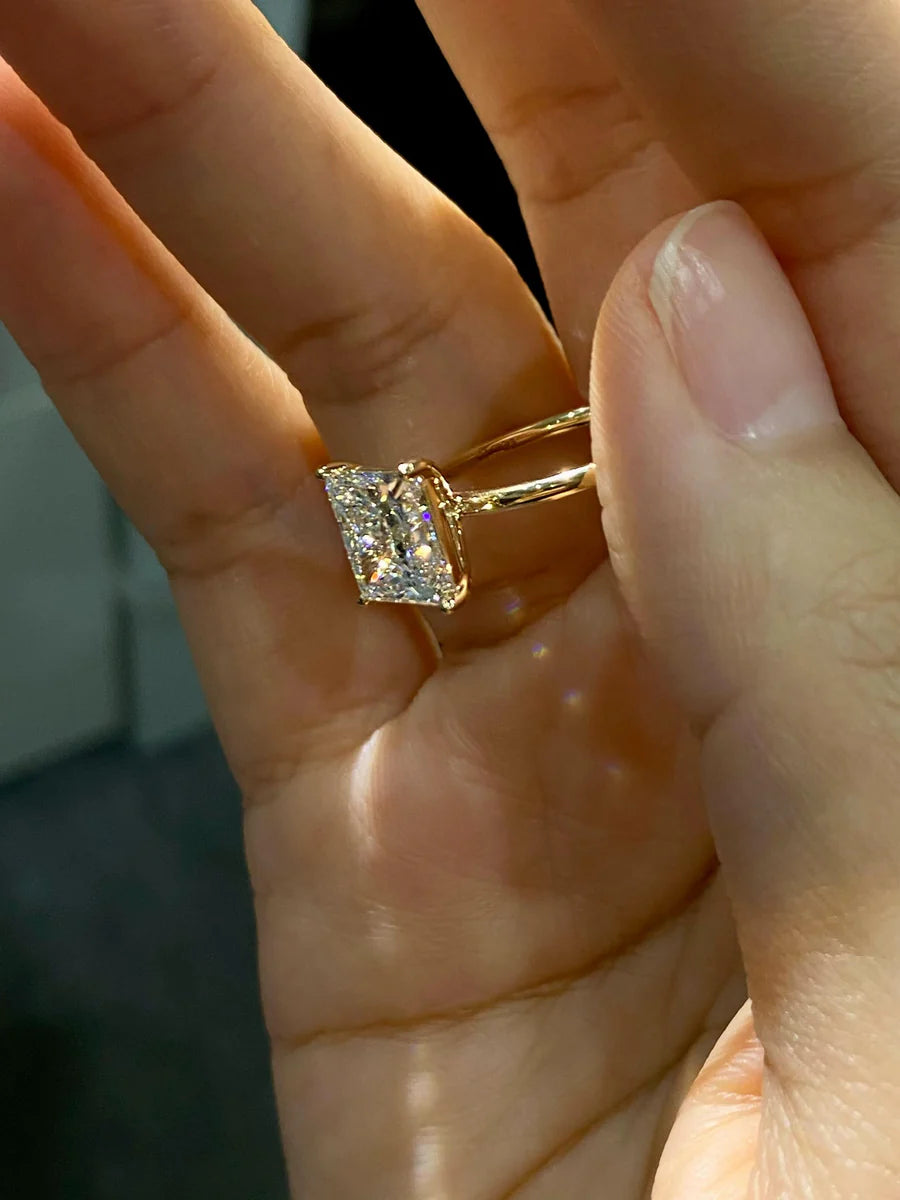 Square Realm Laboratory-grown diamond ring