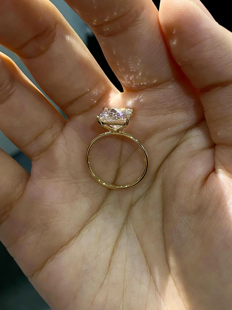 Square Realm Laboratory-grown diamond ring