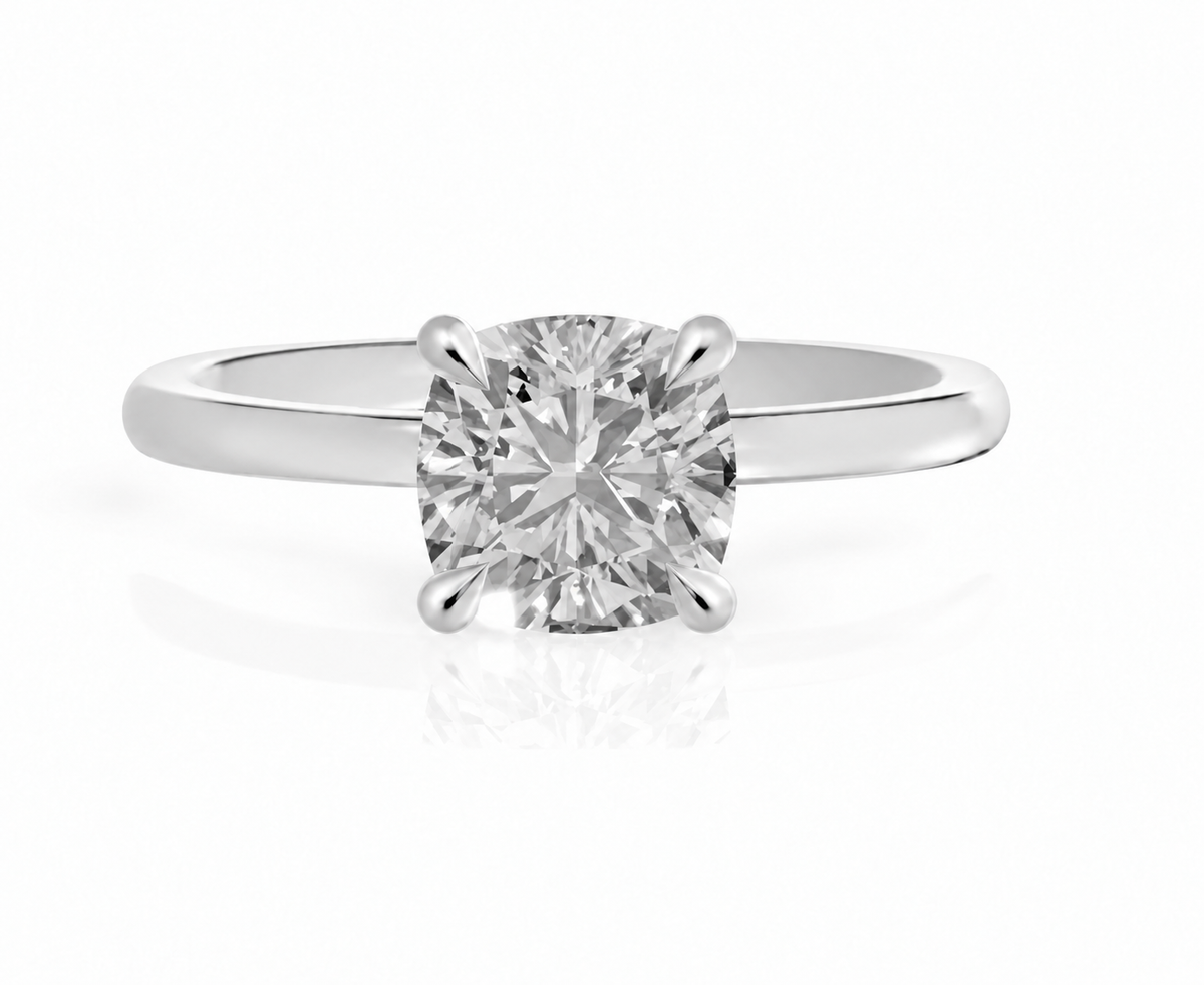 Cushion, white gold
