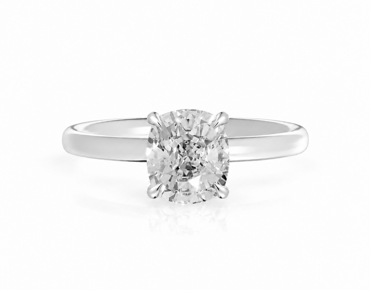 Cushion, white gold