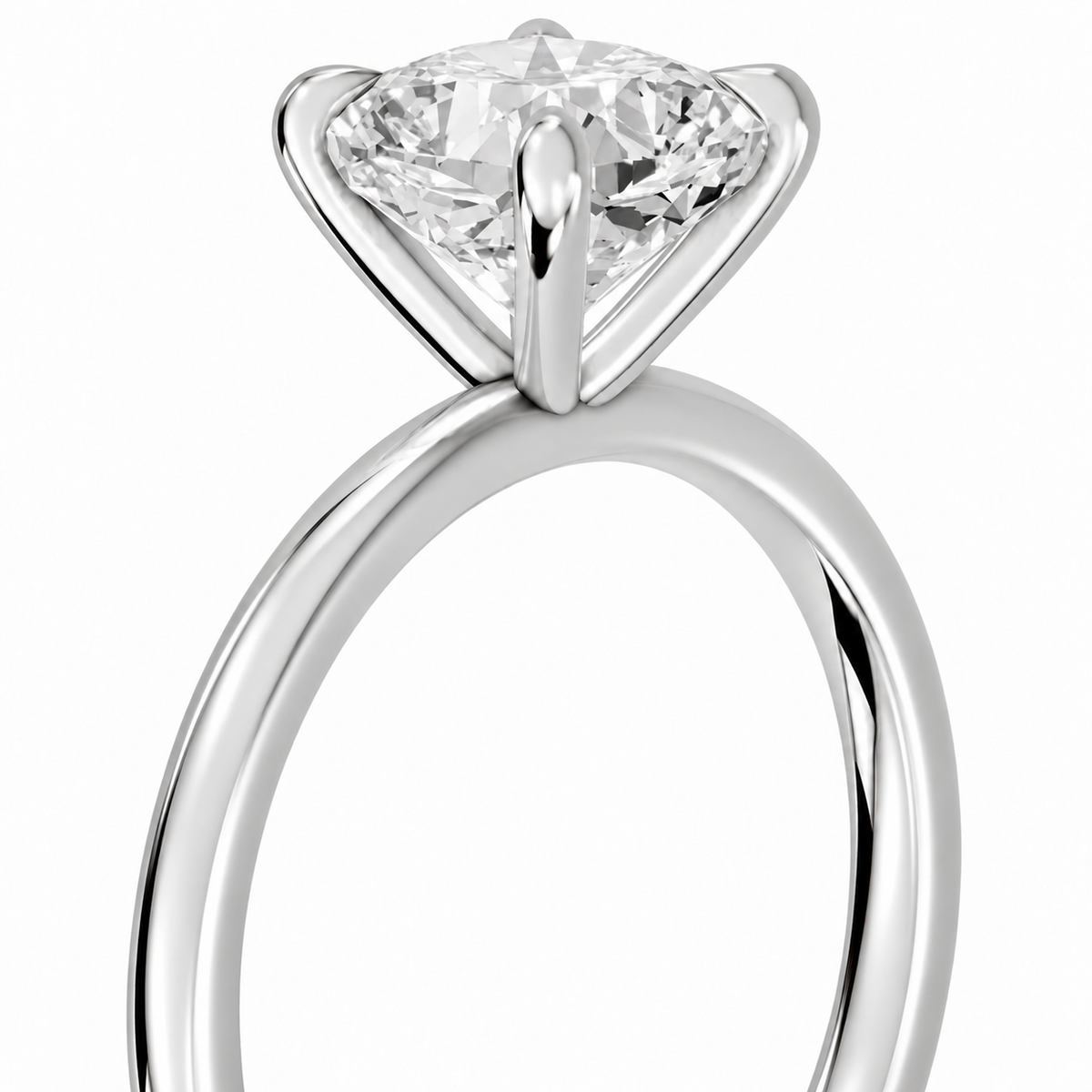 Cushion, white gold