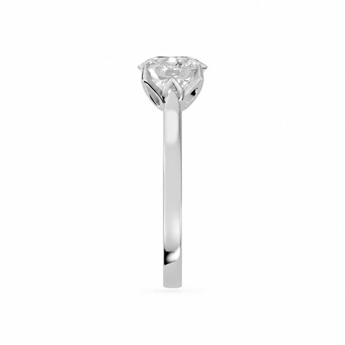 Cushion, white gold