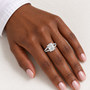 Cushion, white gold
