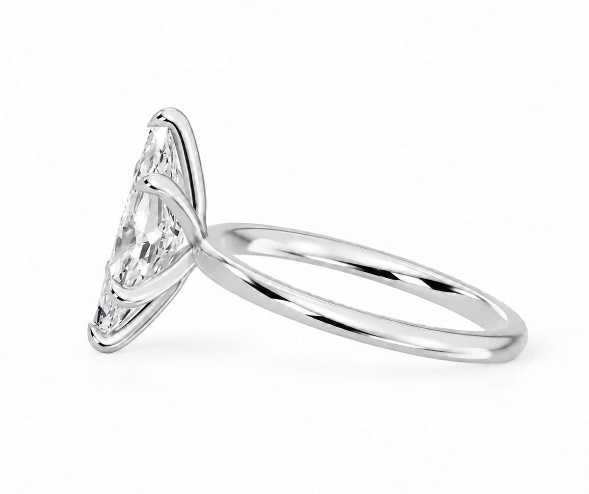 Marquise, white gold