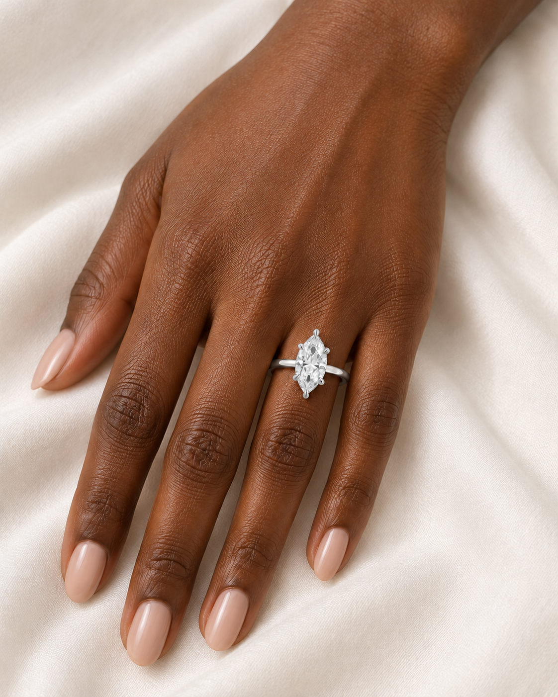 Marquise, white gold