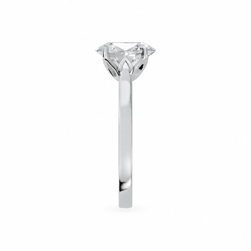 Oval, white gold
