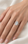 Oval, white gold