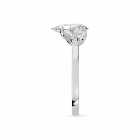 Pear, white gold