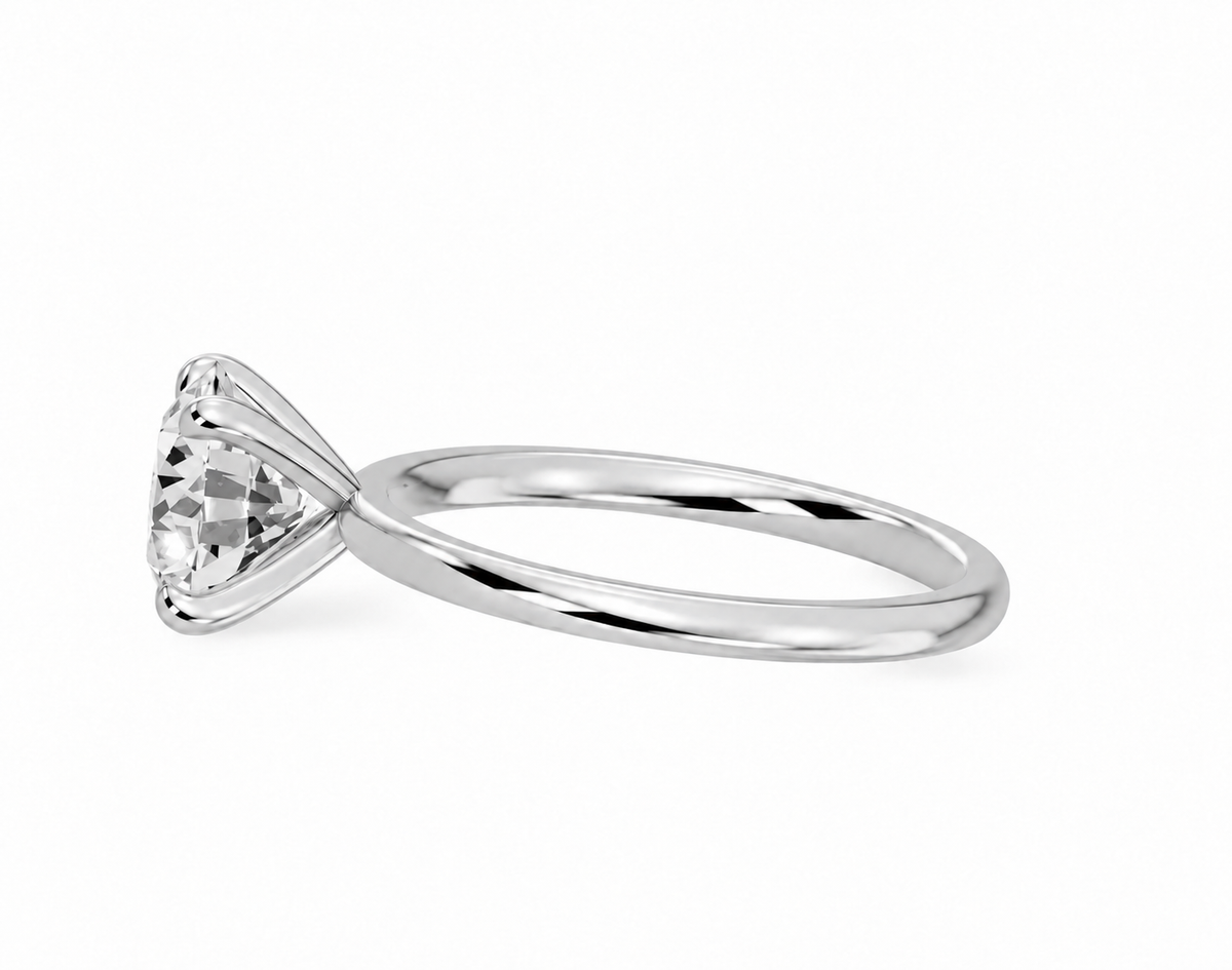 Round, white gold