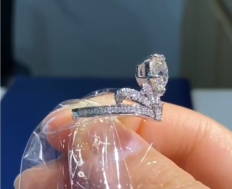 Coronation of the Heart - Lab-Grown Diamond Engagement Rings