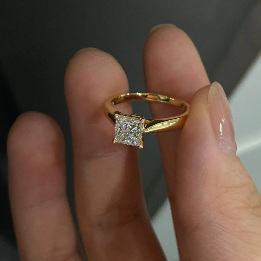 Warm Radiance Laboratory-grown diamond ring