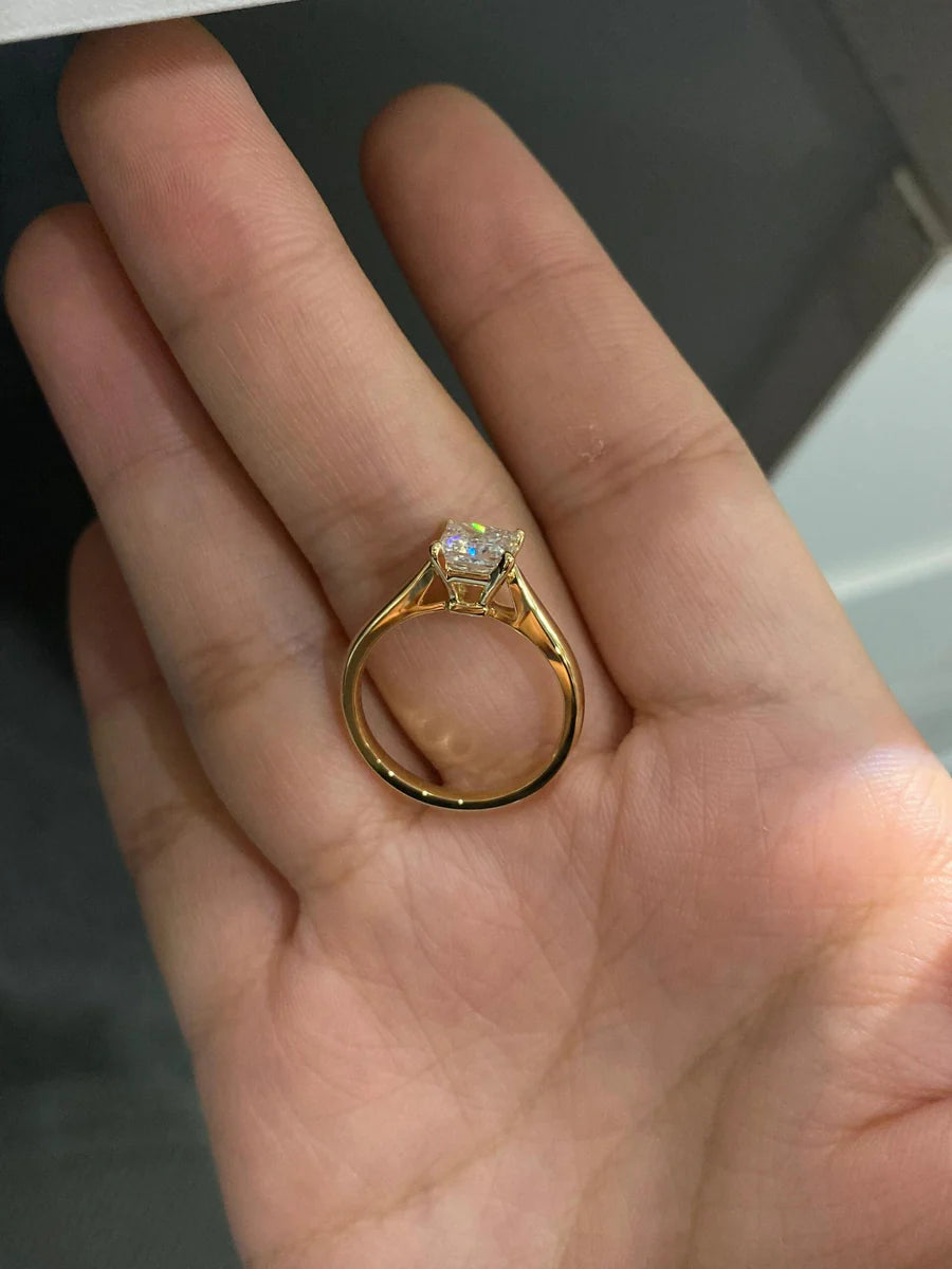 Warm Radiance Laboratory-grown diamond ring