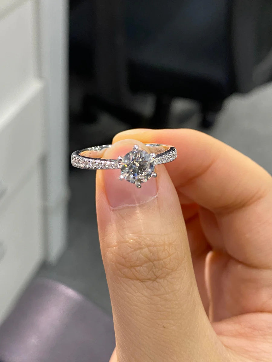 True Love Radiance Round Brilliant Cut Lab-Grown Diamond Ring